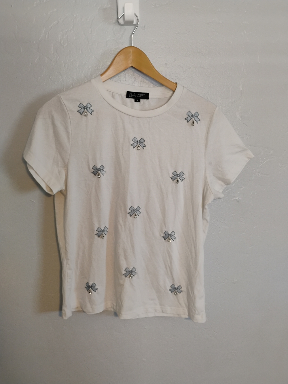 On 12th Womens White Crew Neck Short Sleeve T-Shirt Bow Rhinestone Size M